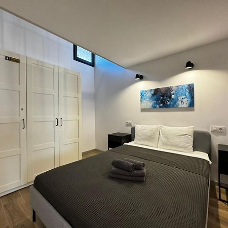 Melia Y Fuster 23C Aparthotel Valencia Exterior foto